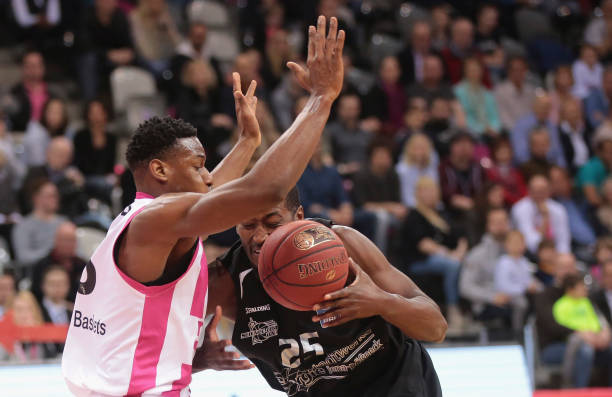 形成连锁得 形成连锁得